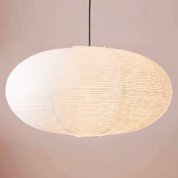 Stor rispapirlampe i 75 cm ovalt design fra Pachia. Dansk design og kvalitet.